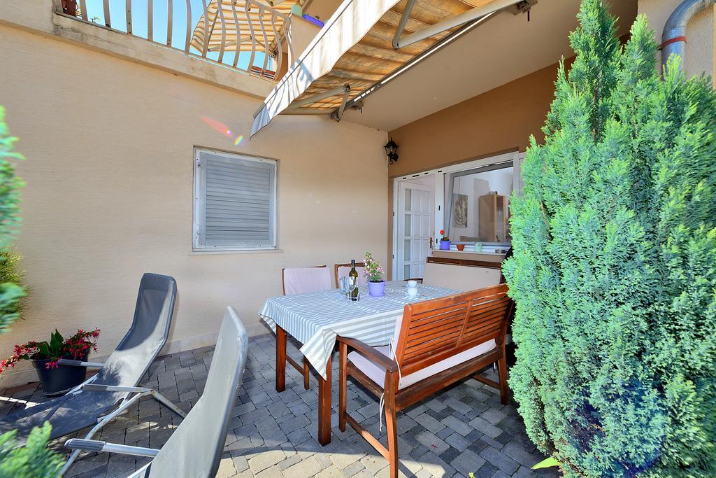 Apartments Karla & Marija Петркане Стая снимка